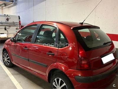 Usado Citroën C3 75 CV (55 kW) 2003 Granate Berlina