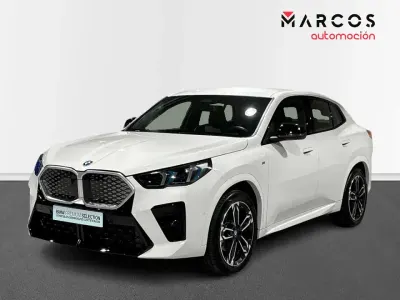 Usado BMW iX2 Comfort Edition 150 kW (204 CV) 2024 Blanco SUV