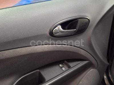 Negro Usado 2008 Seat Altea Style Monovolumen | 6690 € (Precio justo)