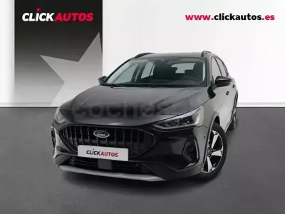 Używany Ford Focus Active 125 KM (91 kW) 2024 Czarny Sedan/Limuzyna
