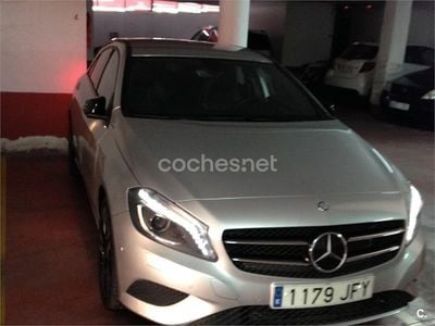 Gris / plata Usado 2015 Mercedes A200 Urban Berlina | 12.000 € (Precio justo)