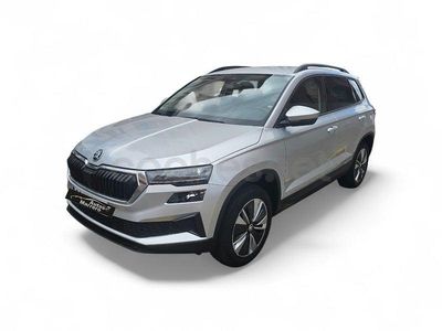 Usado Skoda Karoq Ambition 110 CV (80 kW) 2023 Gris / plata SUV