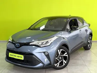 Usado Toyota C-HR Advance 122 CV (89 kW) 2022 Gris SUV