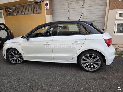 Usado Audi A1 Sportback Ambition 90 CV (66 kW) 2014 Blanco Utilitario