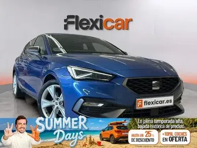 Usado Seat Leon FR 116 CV (85 kW) 2025 Azul Berlina