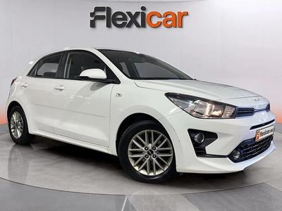 Usado Kia Rio 84 CV (61 kW) 2022 Blanco Utilitario