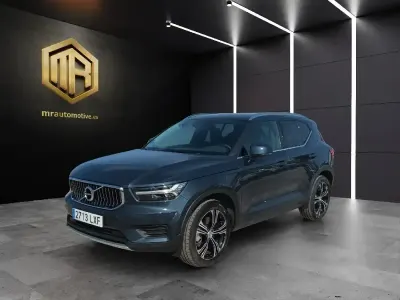 Usado Volvo XC40 Inscription 262 HP (192 kW) 2022 Azul SUV