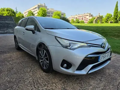 Używany Toyota Avensis
