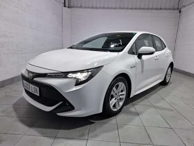 Usado Toyota Corolla Active 122 CV (89 kW) 2021 Blanco Utilitario