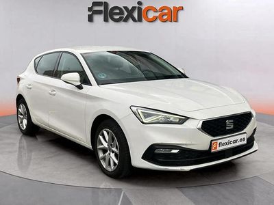 Usado Seat Leon Style 131 CV (96 kW) 2021 Blanco Utilitario