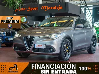 Usado Alfa Romeo Stelvio Veloce 210 CV (154 kW) 2020 Gris / plata SUV