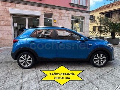 Usado Kia Stonic 100 CV (73 kW) 2022 Azul SUV