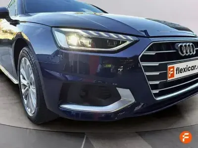 Käytetty Audi A4 Advanced Plus 163 HP (119 kW) 2022 Sininen Farmari