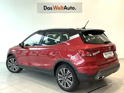 Usado Seat Arona FR 115 CV (84 kW) 2025 Rojo SUV