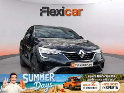 Usado Renault Arkana RS Line 140 CV (102 kW) 2022 Negro SUV