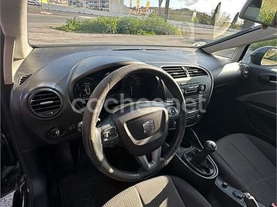 Negro Usado 2011 Seat Leon Reference Berlina | 6499 € (Precio justo)