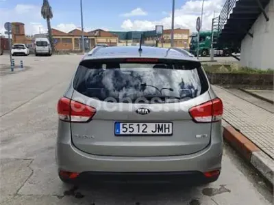 Usado Kia Carens 115 CV (84 kW) 2016 Beige Monovolumen