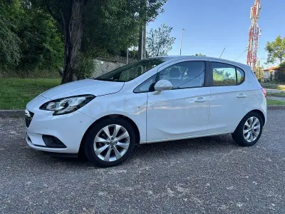Usado Opel Corsa Selective 90 CV (66 kW) 2018 Blanco Utilitario