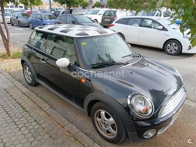 Usado Mini ONE 90 CV (66 kW) 2007 Negro Utilitario