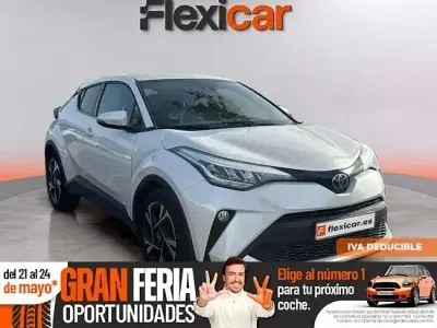 Käytetty Toyota C-HR Advance 184 HP (135 kW) 2022 Valkoinen Katumaasturi