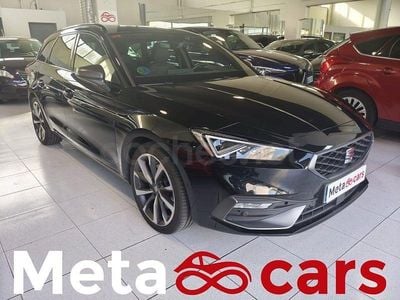 Usado Seat Leon FR 150 CV (110 kW) 2021 Negro Familiar