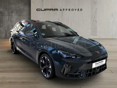 Usado Cupra Leon 204 CV (150 kW) 2025 Azul Familiar