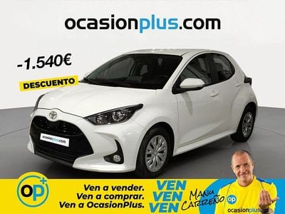 Usado Toyota Yaris Business Edition 69 CV (50 kW) 2023 Blanco Utilitario