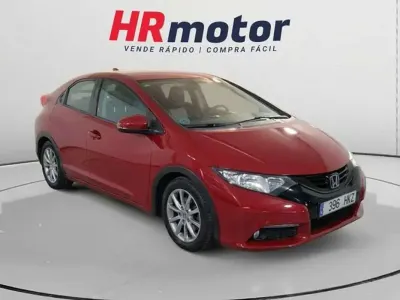 Usado Honda Civic Comfort 99 CV (72 kW) 2012 Rojo Utilitario