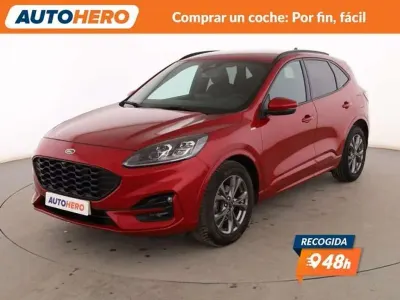 Usado Ford Kuga ST-Line X 150 CV (110 kW) 2022 Rojo SUV