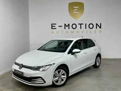 Brugt VW Golf VIII Life 110 HK (80 kW) 2022 Hvid Sedan