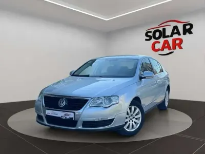 Usado VW Passat Advance 140 CV (102 kW) 2007 Gris Berlina