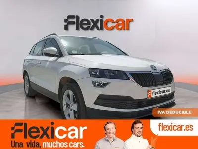 Usado Skoda Karoq Ambition 150 CV (110 kW) 2020 Blanco SUV