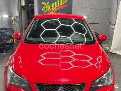 Usado Seat Ibiza SC 105 CV (77 kW) 2014 Rojo Utilitario