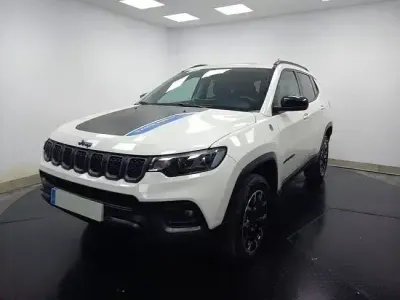 Usado Jeep Compass Trailhawk 241 CV (177 kW) 2022 Blanco SUV