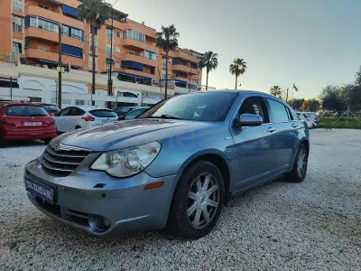Usado Chrysler Sebring 140 CV (102 kW) 2007 Gris / plata Berlina