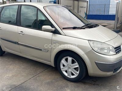 Beige Usado 2006 Renault Scénic II Dynamique Monovolumen | 3500 € (Precio justo)