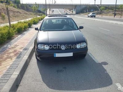 Usado VW Golf IV Edition 130 CV (95 kW) 2004 Negro Berlina