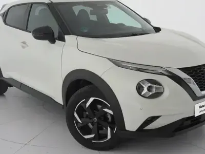 Usado Nissan Juke N-Connecta 114 CV (83 kW) 2024 Lunar white SUV