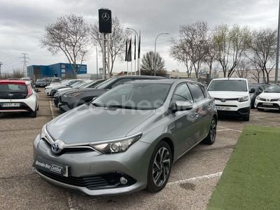 Toyota Auris Hybrid