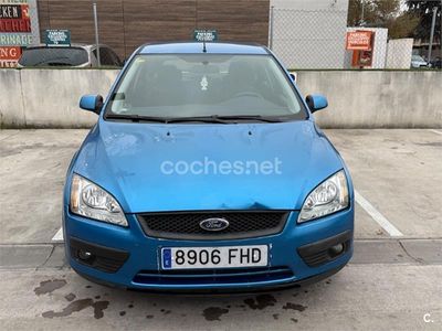 Azul Usado 2006 Ford Focus Trend Berlina | 2200 € (Un poco caro)