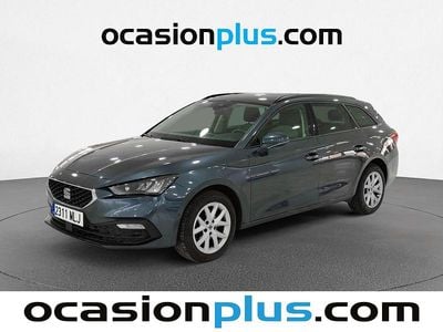 Usado Seat Leon ST Style 131 CV (96 kW) 2023 Gris Familiar