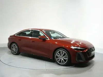 Uusi Audi A5 S-Line 299 HP (219 kW) 2025 Punainen Sedan