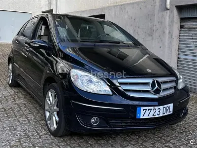 Usado Mercedes B180 109 CV (80 kW) 2006 Negro Monovolumen