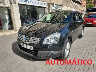 Usado Nissan Qashqai Tekna 140 CV (102 kW) 2008 Negro SUV