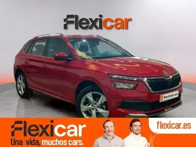 Usado Skoda Kamiq Ambition 110 CV (80 kW) 2020 Rojo SUV
