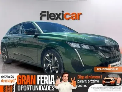 Usado Peugeot 308 Allure 130 CV (95 kW) 2024 Verde