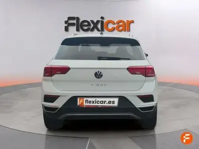 Usado VW T-Roc Advance 110 CV (80 kW) 2021 Blanco SUV