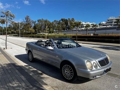 Usado Mercedes CLK320 218 CV (160 kW) 1999 Gris / plata Descapotable