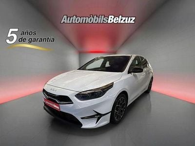 Usado Kia Ceed 101 CV (74 kW) 2025 Blanco Utilitario
