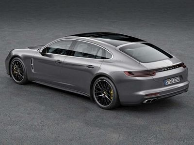 Porsche Panamera 4